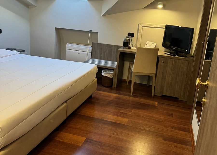 Camera Economy Doppia